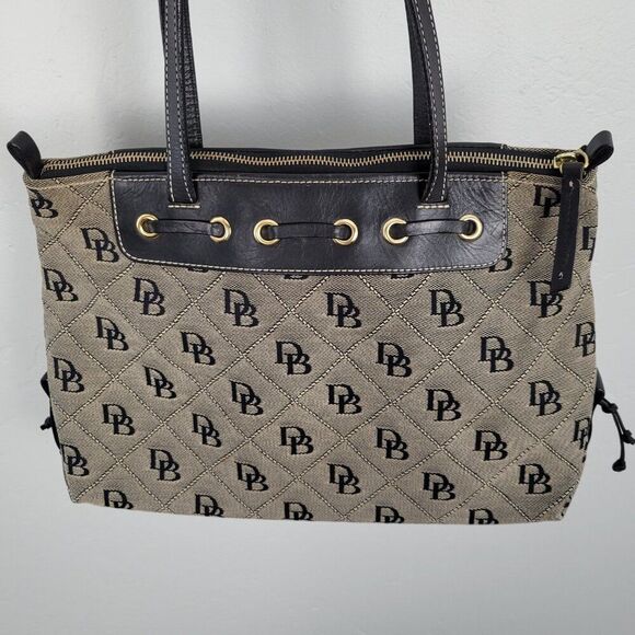 Dooney & Bourke Tassel Tote Shoulder Bag Signature Beige Tan Black - Picture 4 of 15